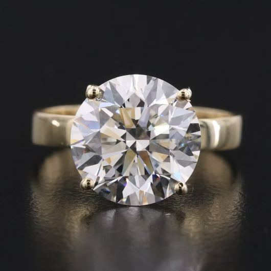 14ky 5.03 Round Brilliant Lab-Grown Diamond, E Color VS1 Size 6.5