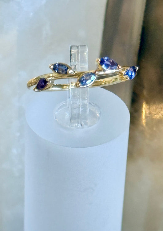 14ky .36ctw Yogo Marquise Leaf Ring